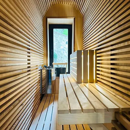 Mezinska Jacuzzi Sauna Villa