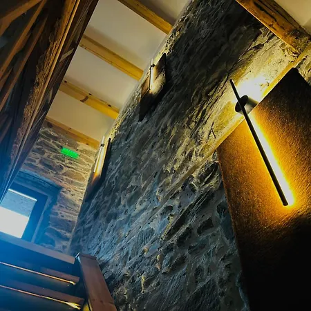 Mezinska Jacuzzi Sauna ヴィラ *