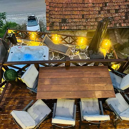 Mezinska Jacuzzi Sauna Villa