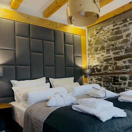 Mezinska Jacuzzi Sauna * Shiroka Lŭka