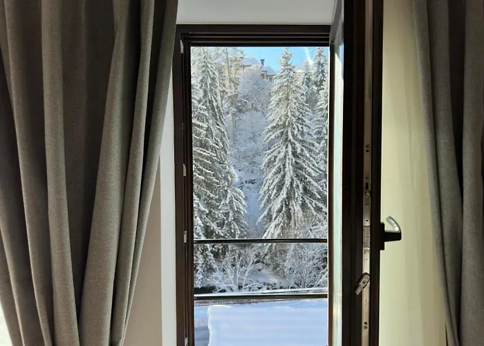 Mezinska Jacuzzi Sauna Villa Shiroka Lŭka